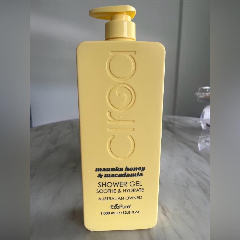 Ciroa Manuka Honey & Macadamia Shower Gel